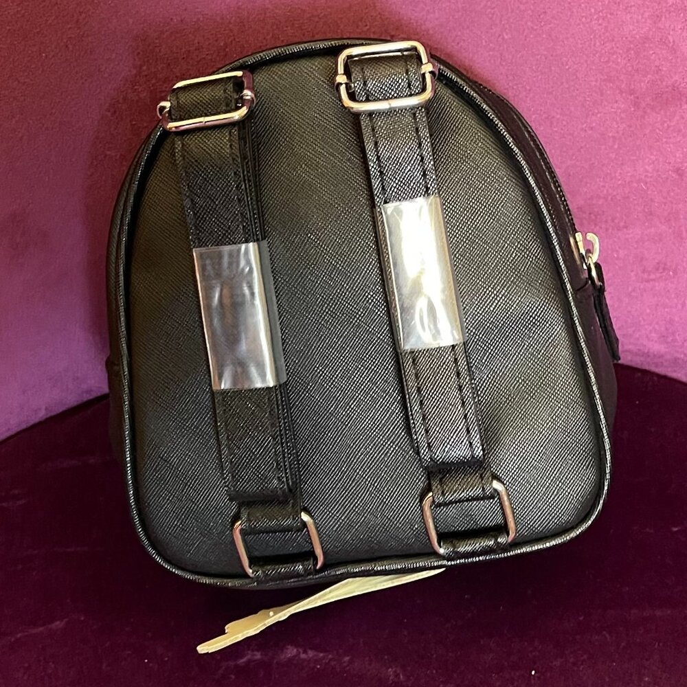 Mini Skeleton Backpack - Picture 2 of 2